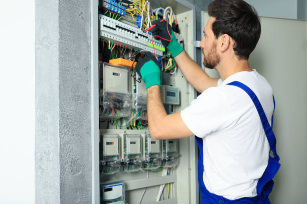 Best Local Electrician Companies  in Humboldt Hill, CA